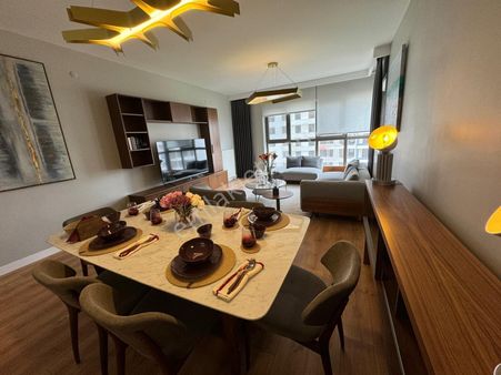 Bölgenin Gözde Projesi Lizbon'da 4+1 12. Kat Güney Cp Lux Daire