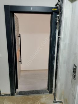 Cumhuriyet'te Çift Cepheli Sıfır 2+1 Dubleks Daireler!