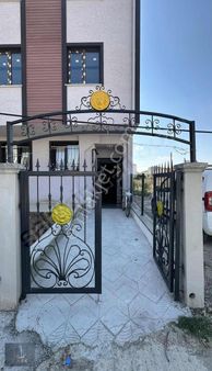 Kapaklı Bahçelievlerde Satılık 2+1 Otoparklı Lüx Daire