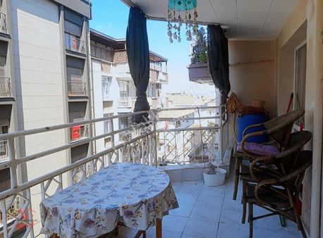 Hatay 229 Sok Ana Caddeye 50mt Satılık 3+1 Ara Kat Daire