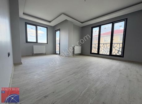 Sultanbeyli Necip Fazıl Mah De Butik Site Tarzında Satılık Daire