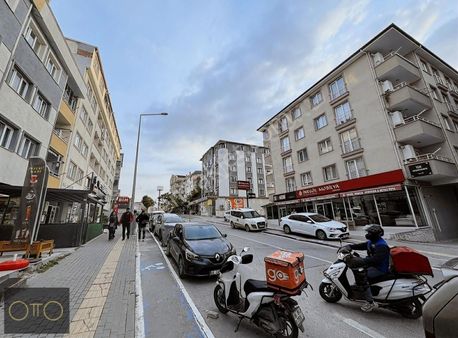 Ottodan Cevizlik Caddesinde Geniş 2+1 Satılık Daire