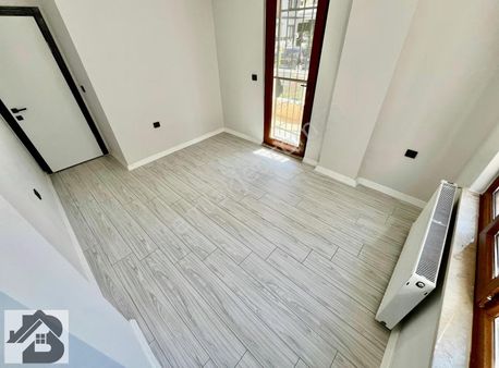 ⫸akçay Best Emlak'tan⫷altınkumda Ön Cephe Doğalgazlı Geniş 3+1