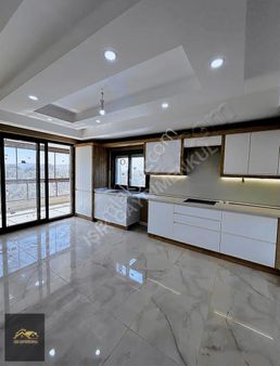 Işık Gayrimenkul'den Kiralık İbn-i Melek Mh. Super Lux 3+1