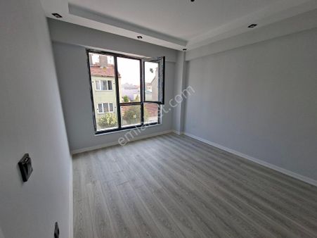 *genç Grup* Sütlüce Mah.anadolu Üni.yakını Lüx 2+0 Daire