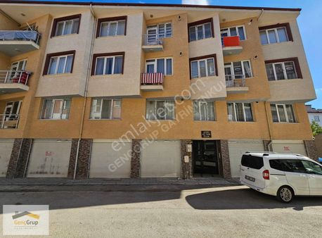 *genç Grup* Çamlıca Ptt Yakını Özel Garajlı Eşyalı Kiralık 3+1