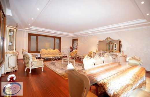 Güney Emlak-flyınn Avm Ye Yakın,site İçerisinde 4+1 Orta Kat