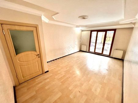 Nest'ten Sefaköy Merkez'de 2+1 90m2 Yeni Yapı Balkonlu Y.giriş..