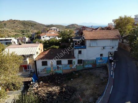 İçinde 2 Daire 2 Dükkan Olan Yatırımlık Fırsat!