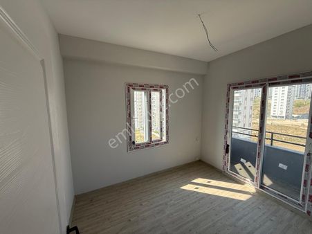 Çarkıpare Stadyum Yanı 2+1 Köşe Daire Satılıktır