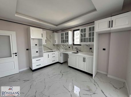 Rönesans Emlak'tan Lüks Geniş Ve Kullanışlı Kredili 3+1