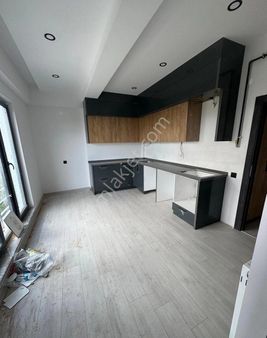 Hasan Bulgur Emlaktan Aşıklar Tepesi Yanında Full Yapılı Masrafsız Sıfır 3+1