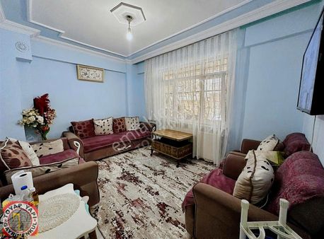 Toyap İnş 50. Yıl 2+1 90 M2 Tramvaya Yakın 15 Yaş Hisseli Satılk