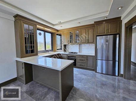 Portakal Mahallesi Fuat Morel Palm City Civarı 4+1 Satılık Daire