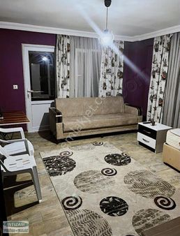 İyaşa 1 Dk Yürüme Mesafesinde Balkonlu 1+0 Geniş Apart