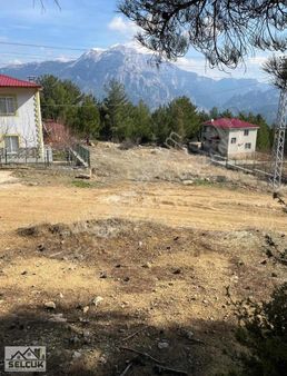 Pozantı Selçuk Emlaktan Körmenlik 440 M2 İmarlı Satılık Arsa