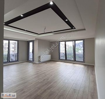 Bahçeşehir 2. Kısımda Ferah Ve Lüks Köşe Daire