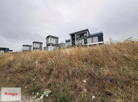 Samsun Atakum Büyükoyumcada Satılık Köşe Parsel Arsa