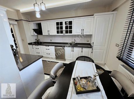 Battalgazide Lüks 3+1 Giyinme Odalı, Ebeveyn Banyolu