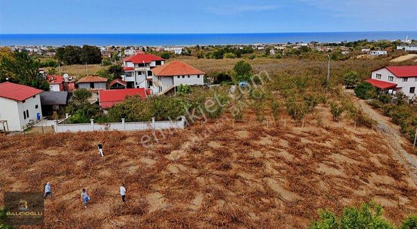 Balcıoğlundan Satılık Deniz Manzaralı İmarlı Ruhsatlı 350m2 Arsa