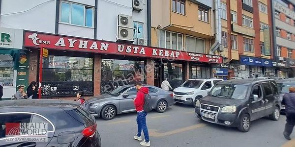 Kagıthane Merkezde Bankalarla Karşı Karşıya 250m2 Magaza