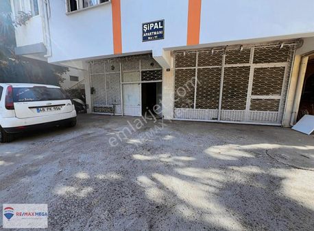 Cumhuriyet Mahallesi Satılık Depolu Dükkan