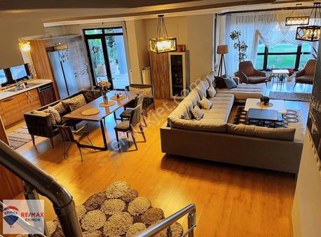 Günyüzü Evlerinde Havuzlu Elit Sitede 6+2 Satılık Bahçe Dubleksi