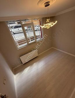 Esentepe Mahallesi'nde Yüksek Camlı Bahçe Katı