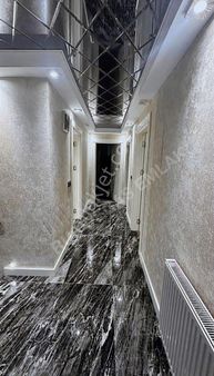 Konyaaltı Sarısu Mah.site İçi Lüks 5+2 Eşyalı Satılık Villa