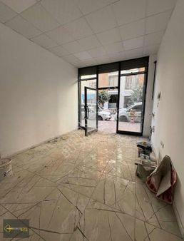 Busıness Keys Ten Devlet Tiyatrosuna Yakın Satılık 30m2 Dükkan