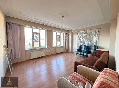 Oscar'dan Balkan Caddesi Üzeri Park Manzaralı 2+1