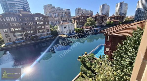 Bosphorus City'de Suya Sıfır Boğaz Tadında 4+1 Satılık