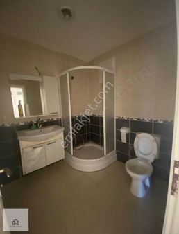 Ankara Cad Üzerinde Geniş 3+1 Satılık Daire