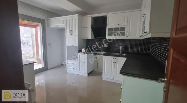 Gaziemir Sevgi Mahallesinde 3+1 Kiralık Villa