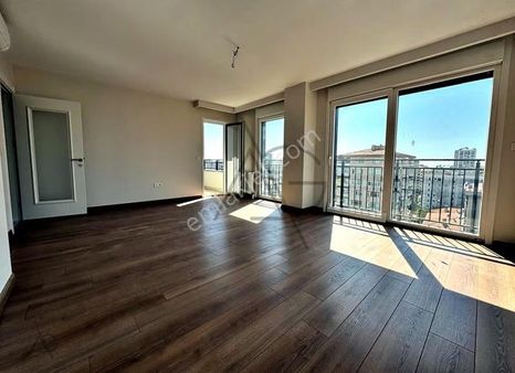 Atölyeden Erenköy Minibüste Sıfır 125m2 3+1 Balkonlu Satılık Boş