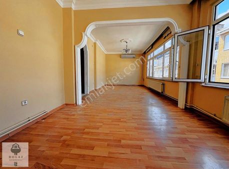 Sarıyer Merkezde Kiralık 2+1 Geniş Ve Ferah Daire