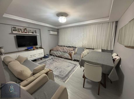 Demetevler'de Satılık 2+1 Arakat Yola Cephe Daire