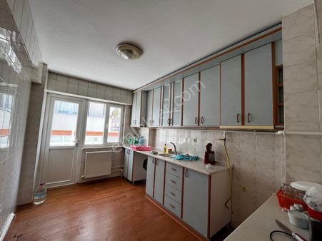 🏡uncubozköy Mahallesi 🏡 ✅3+1 130 M2 5 Katlınım 4 ❇️kombi Petekli