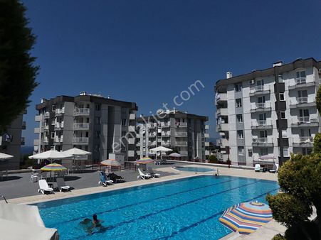 Kuşadası Ege Mah.deniz Manzaralı Ayrı Mutfak 3+1 Doğalgaz Aktif
