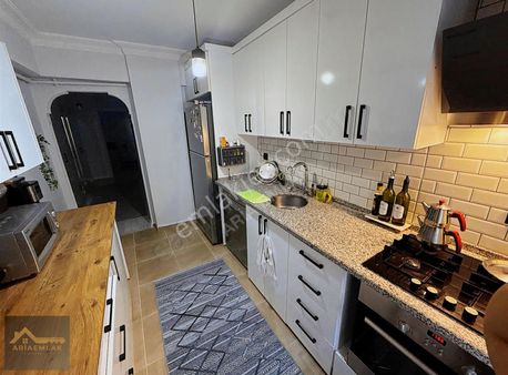 Aria Emlak'dan 2+1 Satılık 90m2 Daire Yunus Emre Mh.