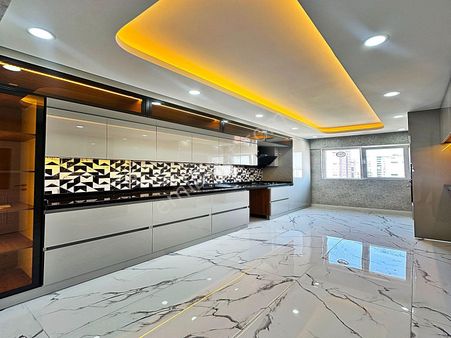 Beylikdüzü'nde Full Dekorlu 3+1 Emsallerin Altında Olan Dairemiz Satışta!!!