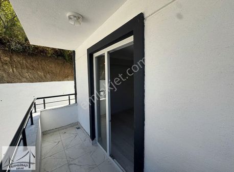 Köprübaşı Emlak'tan Satılık Sıfır Bahçe Dublex Daire