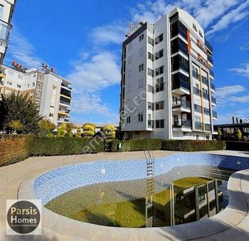 Satilik 2+1 Havuzlu Eşyalı Daire