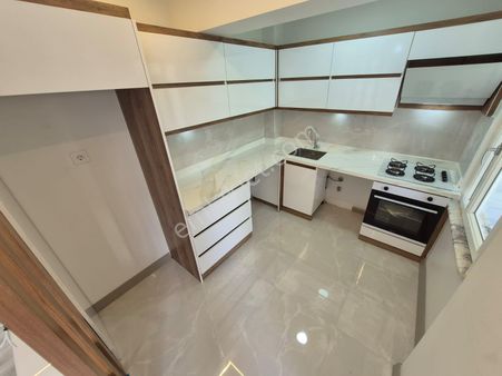 Poyraz Gayrimenkul'den Arakat Öncephe 2+1 Daire