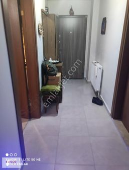 Gömeç Ana Cadde Üzerinde Satılık Geniş 1+1 Daire