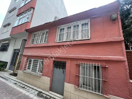 Defterdar Mah. 45m2 Oturumlu 9.50 İmarlı Müstakil Bina