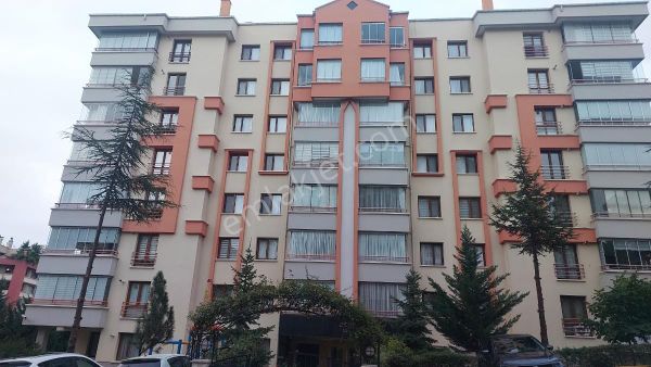 Çukurambarda Şehir Manzaralı Satılık Kiracısız 4+1,200m2 Daire