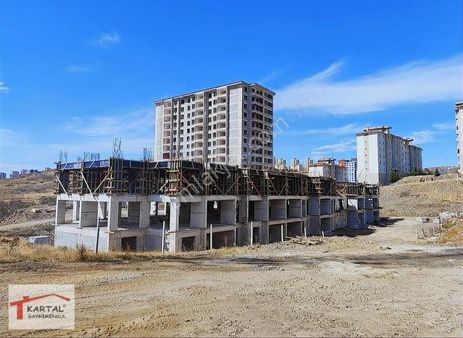 Kartal'dan Yapracık Ana Cadde Üzerinde 3+1 Daire Koop. Hissesi