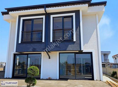 Turyap Koza'dan Enez'de Site İçinde Satılık Villa