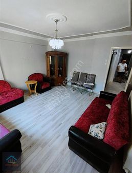 Şehitler Mahallesinde Satılık Park Cepheli 3+1 Arakat Daire